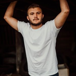 Meet your Posher, Kolby